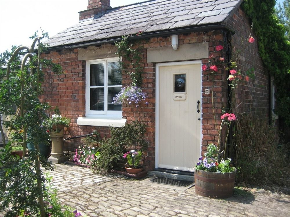 Martin Lane Farm Holiday Cottages Burscough Екстериор снимка
